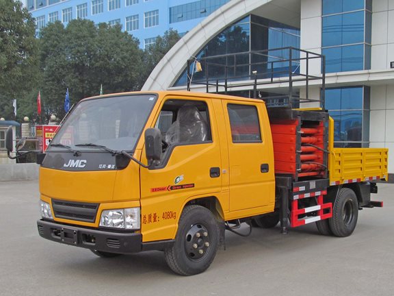 江鈴車(chē)載式高空作業(yè)平臺
