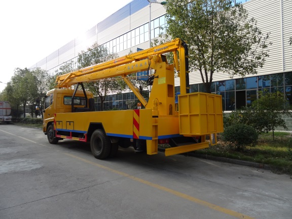 東風(fēng)天錦20米折臂式高空作業(yè)車(chē)價(jià)