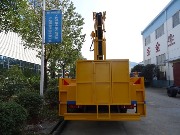 東風(fēng)天錦22米高空作業(yè)車(chē)