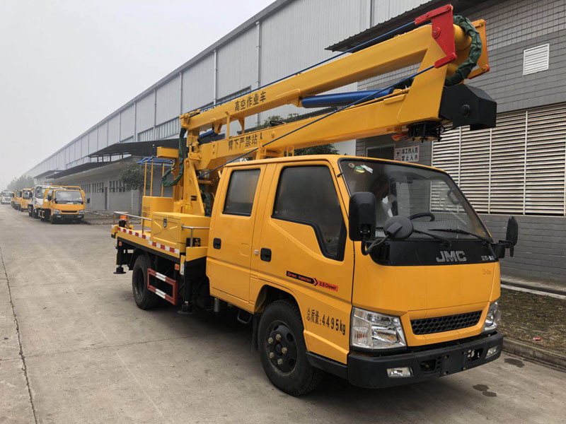 江鈴12米藍牌高空作業(yè)車(chē)