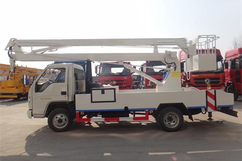 福田12米高空作業(yè)車(chē)