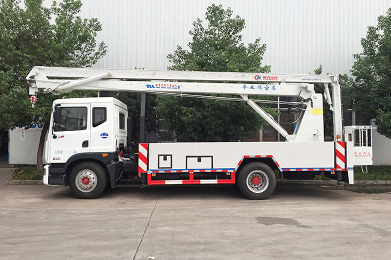 國六東風(fēng)D9型20米高空作業(yè)車(chē)