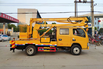 東風(fēng)12米高空作業(yè)車(chē)