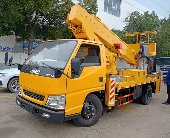 江鈴順達藍牌21米伸縮臂式高空作業(yè)車(chē)