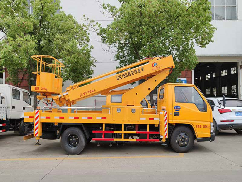 江鈴16米高空作業(yè)車(chē)-廠(chǎng)家熱銷(xiāo)