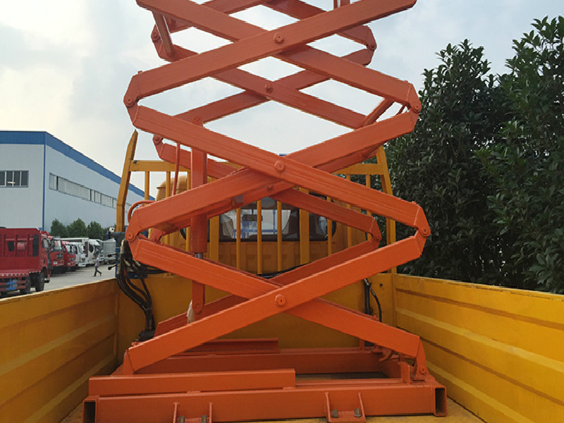 10萬(wàn)左右的東風(fēng)8米高空作業(yè)車(chē)
