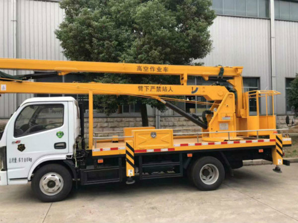 國六18米折臂高空作業(yè)車(chē)價(jià)格——十一促銷(xiāo)價(jià)