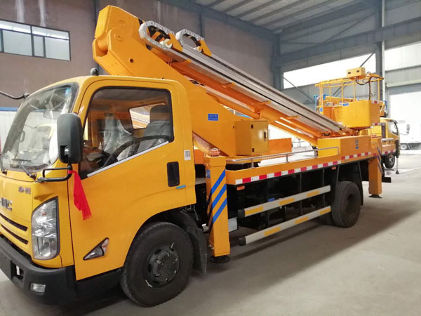 江鈴國六藍牌22米伸縮臂高空作業(yè)車(chē)