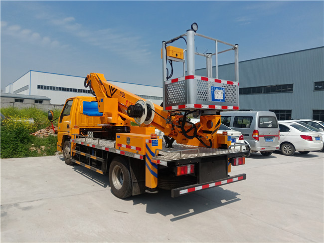 國六江鈴17.2米藍牌伸縮臂高空作業(yè)車(chē)