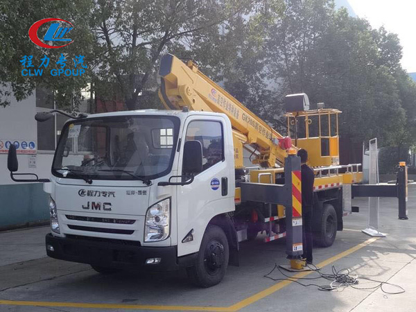 江鈴20米伸縮臂高空作業(yè)車(chē)