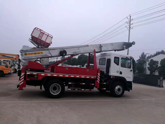 東風(fēng)多利卡38-45米D9高空云梯搬家作業(yè)車(chē)