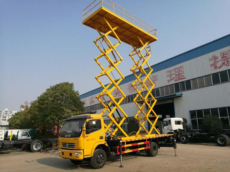 東風(fēng)多利卡10米垂直升降平臺車(chē)