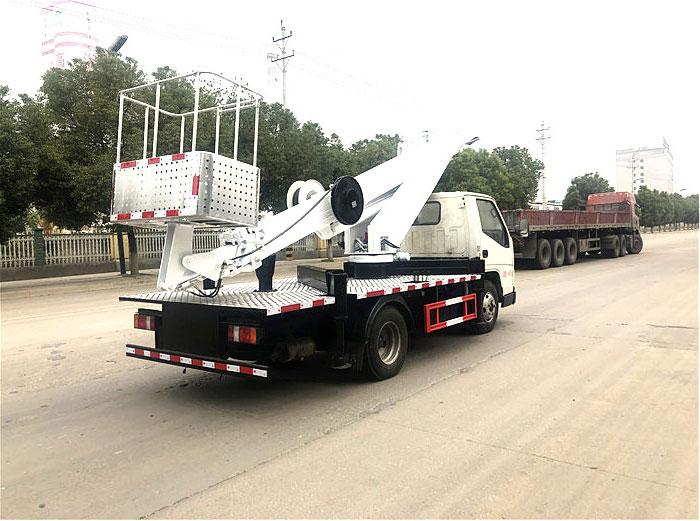 國六江鈴17.5米藍牌直臂高空作業(yè)車(chē)