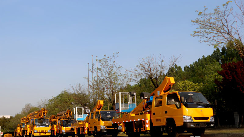 前景可期：國內高空作業(yè)車(chē)產(chǎn)業(yè)朝著(zhù)專(zhuān)業(yè)化、多元化、輕量化發(fā)展