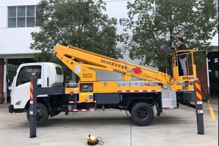 江鈴20米伸縮臂高空攝影車(chē)