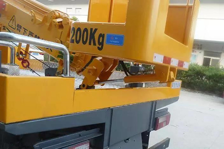江鈴20米伸縮臂高空攝影車(chē)