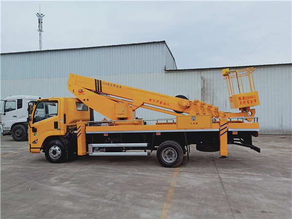 國六江鈴高空作業(yè)車(chē)25米伸縮臂