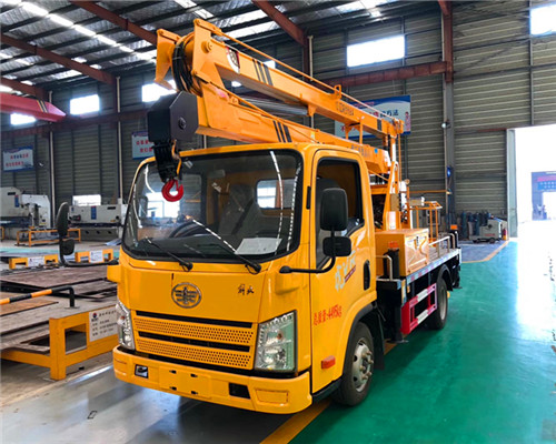 22米高空作業(yè)車(chē)-江鈴凱銳