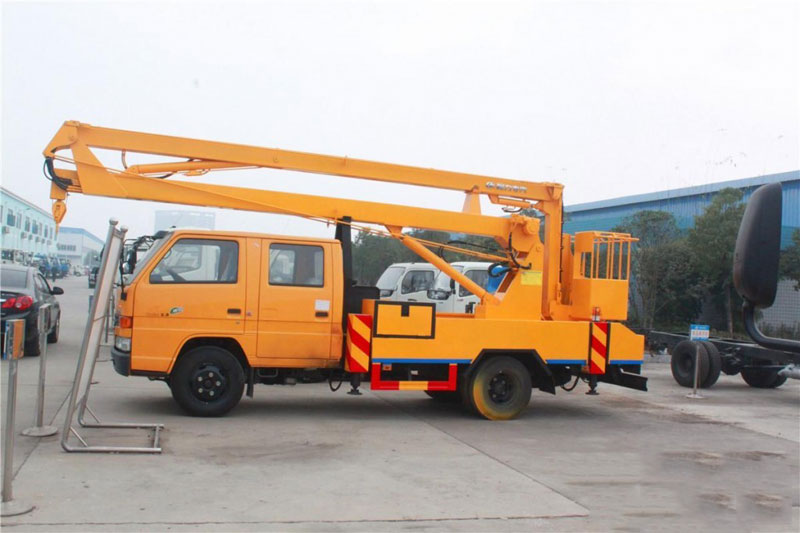 江鈴順達14-16m高空作業(yè)車(chē)