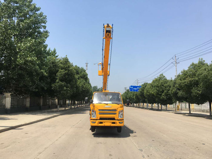 國六江鈴17.5米高空作業(yè)車(chē)