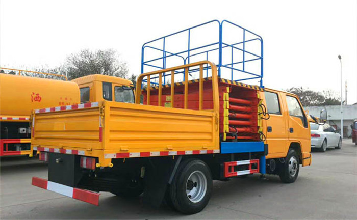 國六藍牌江鈴6-10米高空作業(yè)車(chē)