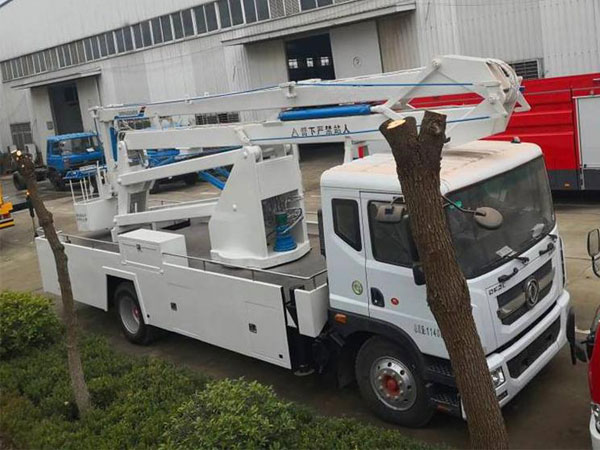 國六東風(fēng)22米高空作業(yè)車(chē)