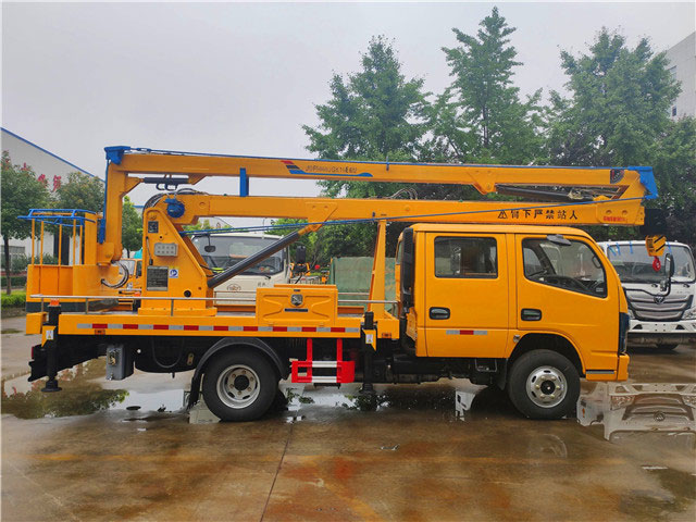 國六東風(fēng)16米高空作業(yè)車(chē)-雙排