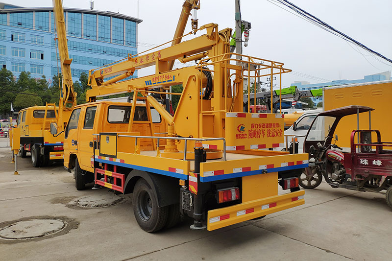 國六江鈴12米藍牌高空作業(yè)車(chē)