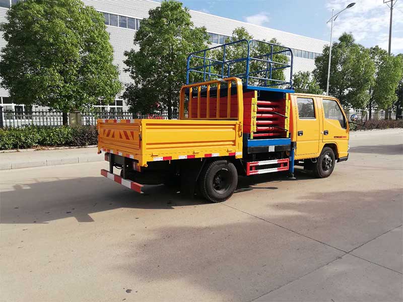 江鈴10米升降平臺式高空作業(yè)車(chē)