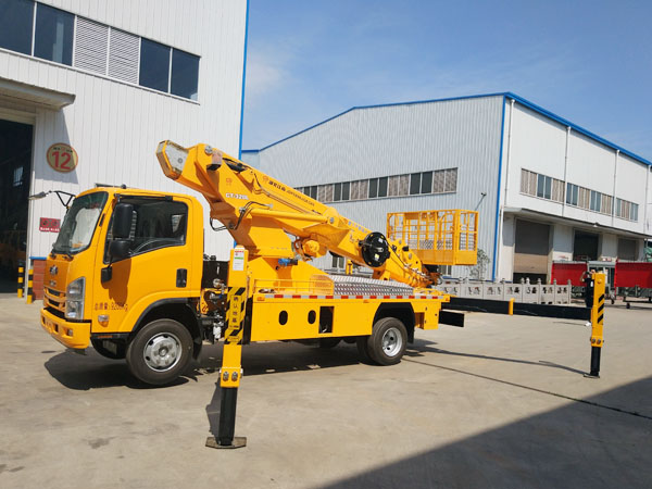慶鈴32米直臂高空作業(yè)車(chē)