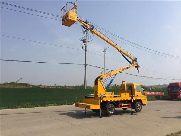 藍牌福田13.5米高空作業(yè)車(chē)廠(chǎng)家