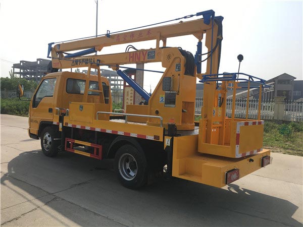 藍牌福田13.5米高空作業(yè)車(chē)廠(chǎng)家