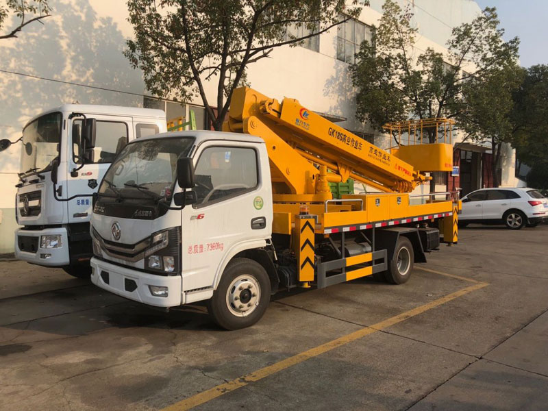國六東風(fēng)多利卡18米高空作業(yè)車(chē)