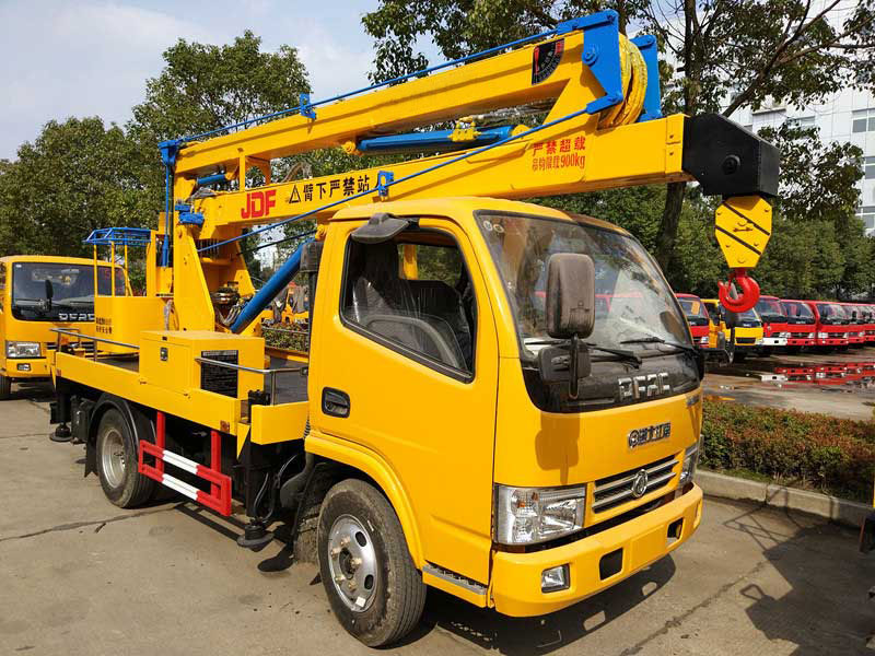 國六東風(fēng)單排12米藍牌高空作業(yè)車(chē)