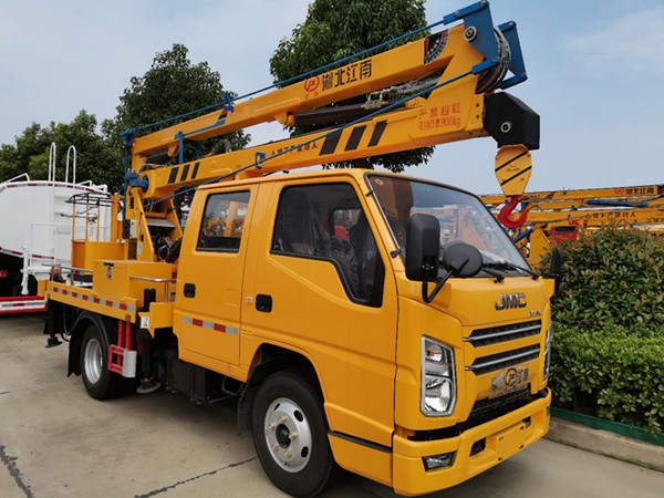 國六江鈴順達13米高空作業(yè)車(chē)