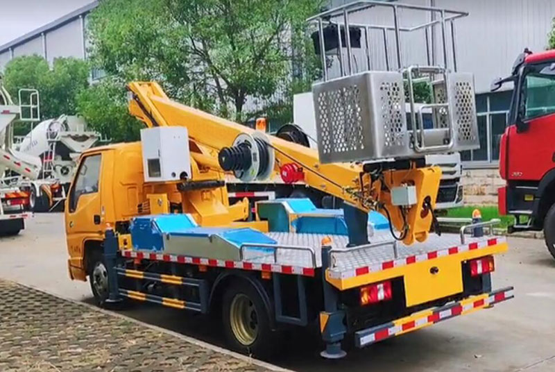 江鈴順達國六21米直臂式高空作業(yè)車(chē)