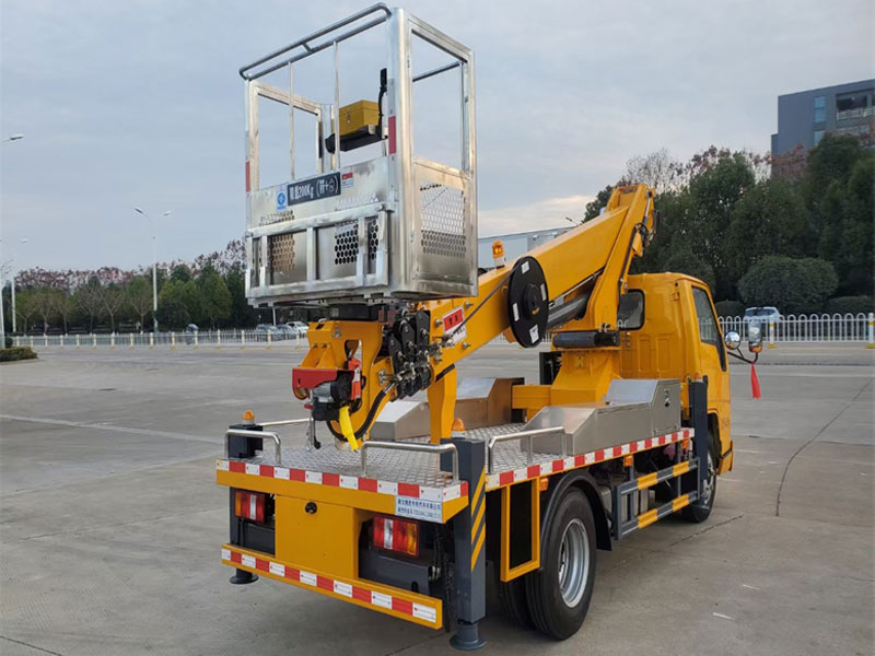 藍牌江鈴24米直臂高空作業(yè)車(chē)