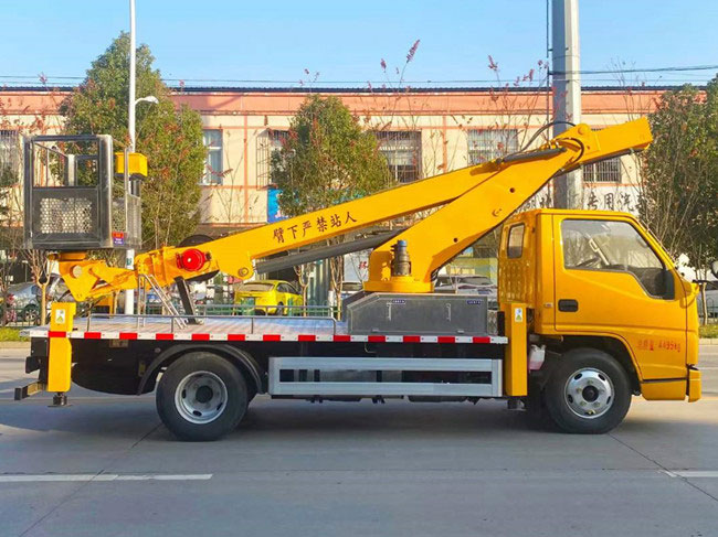 可伸縮23米高空作業(yè)車(chē)
