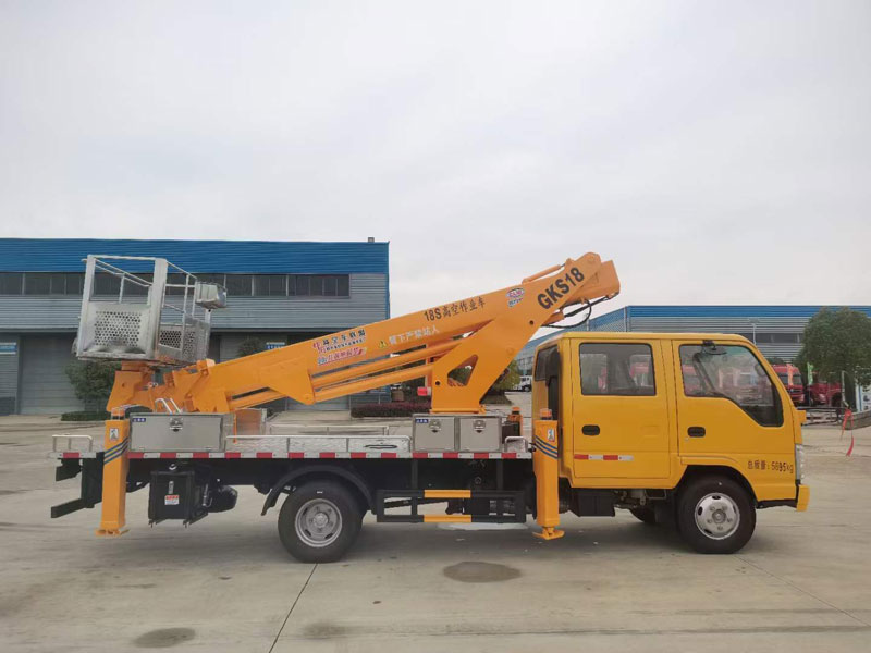國六?五十鈴雙排18米高空作業(yè)車(chē)