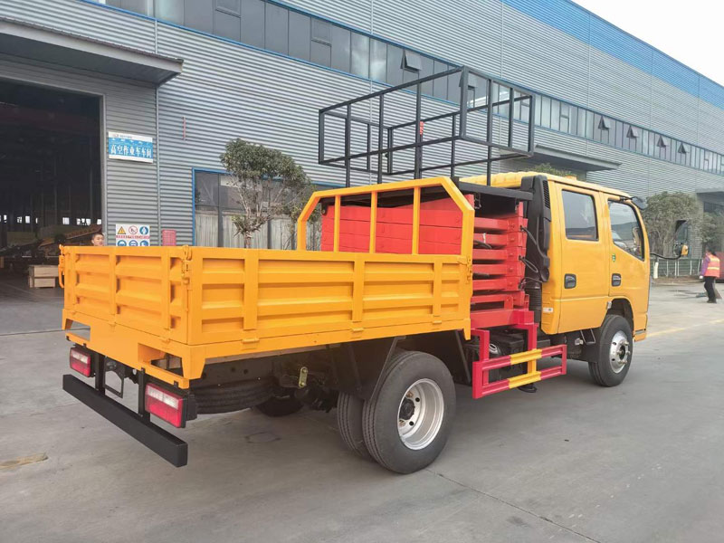 東風(fēng)8米藍牌雙排升降平臺高空作業(yè)車(chē)