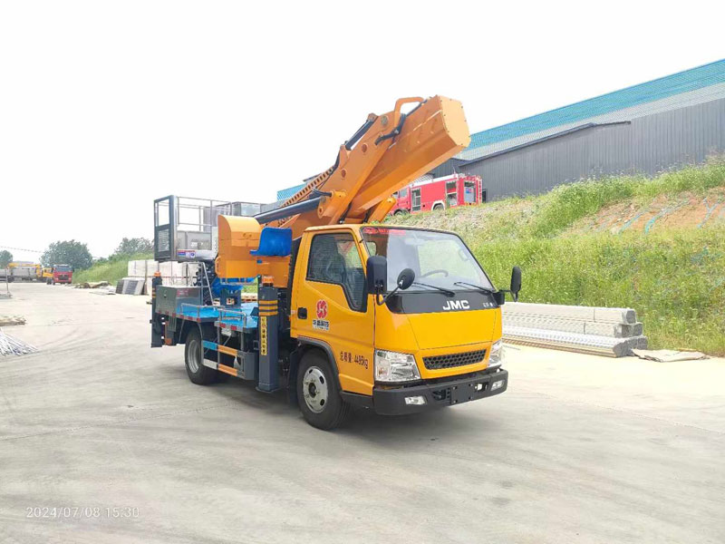 江鈴順達33米高空作業(yè)車(chē)